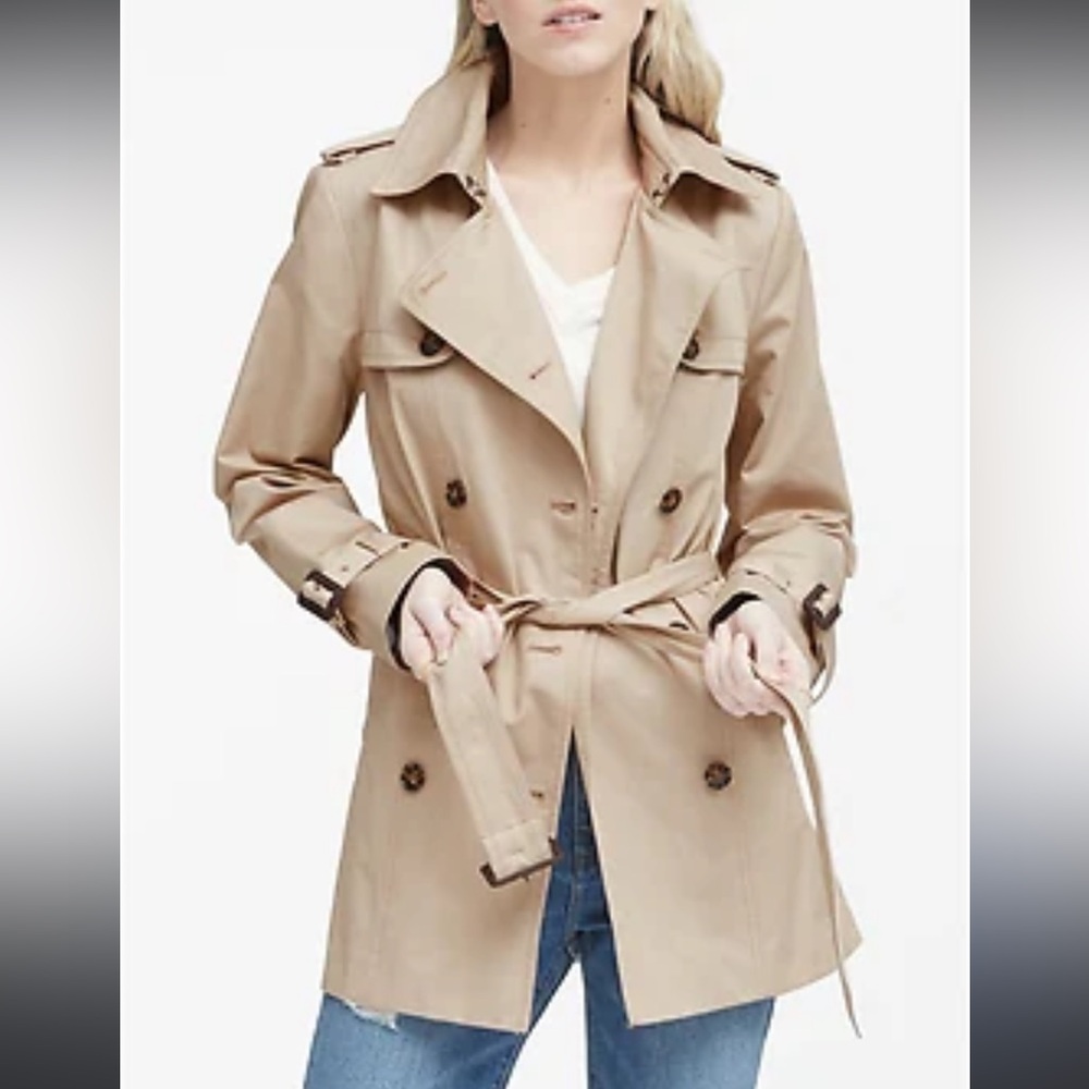 Banana Republic Trench Coat XS NWT